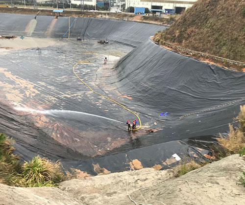 延川废水池清理